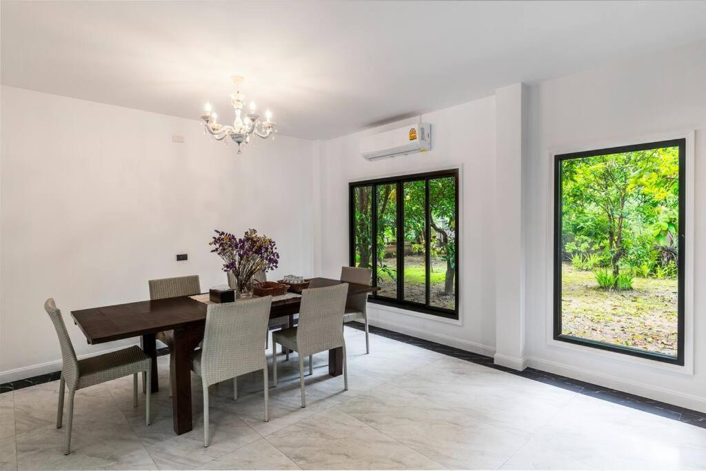 Sclass Villa & Swimming Pool , 10 Min From Airport Chiang Mai Bagian luar foto