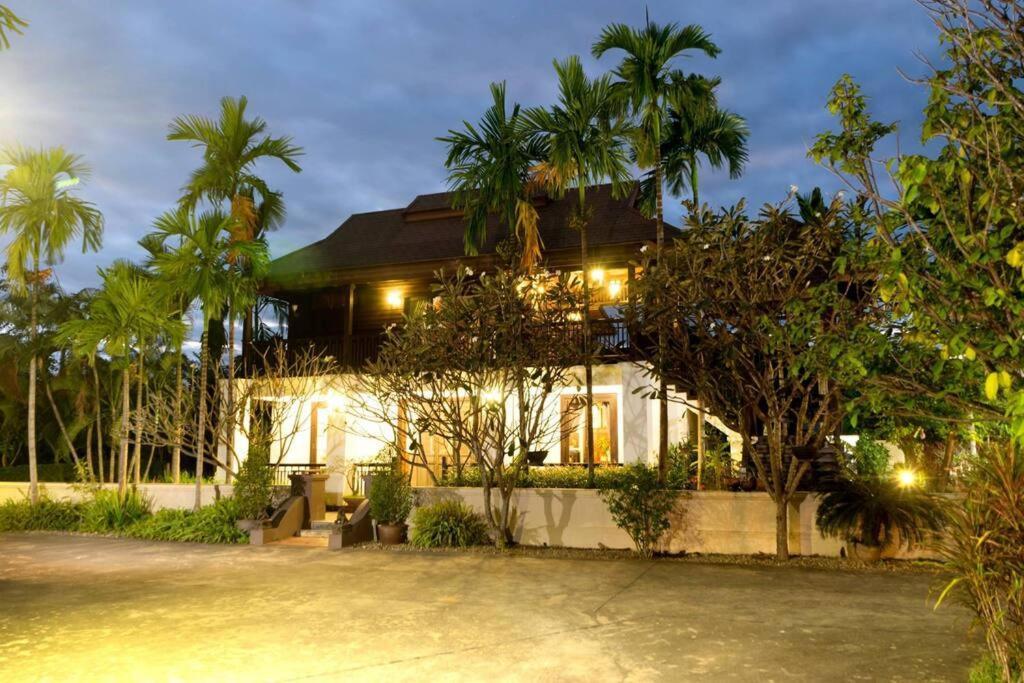Sclass Villa & Swimming Pool , 10 Min From Airport Chiang Mai Bagian luar foto