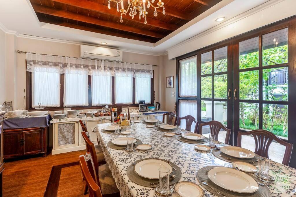 Sclass Villa & Swimming Pool , 10 Min From Airport Chiang Mai Bagian luar foto